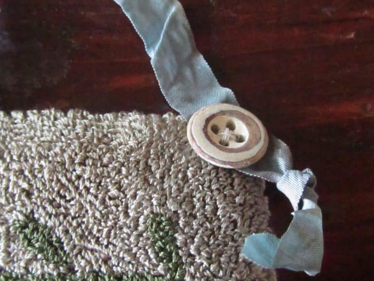 Punch Needle Finishing Techniques DoodleDog Designs Primitives