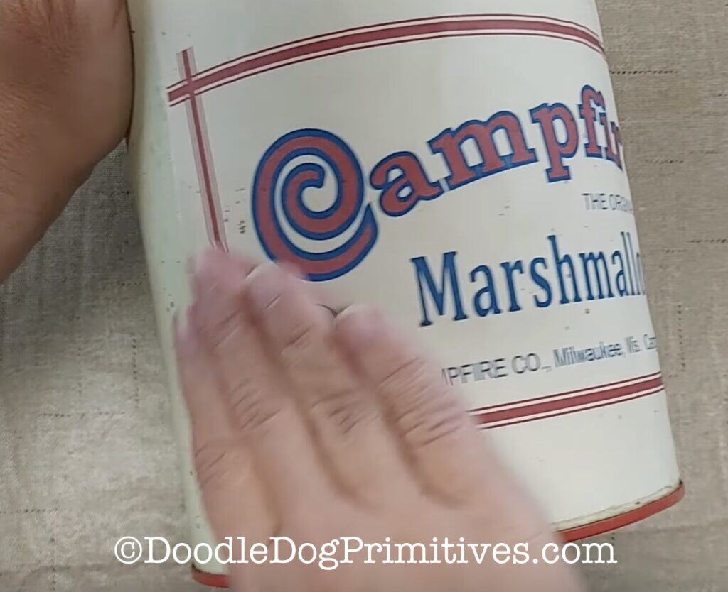 apply label to tin
