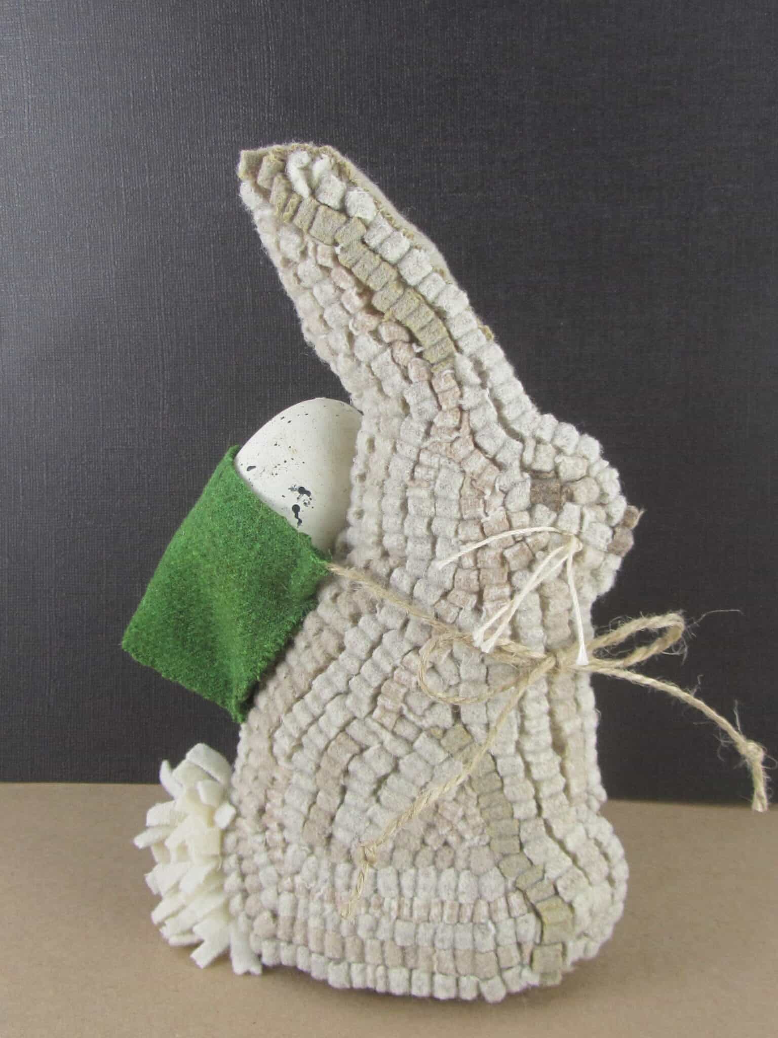 Hooked Rug Bunny Pattern DoodleDog Designs Primitives