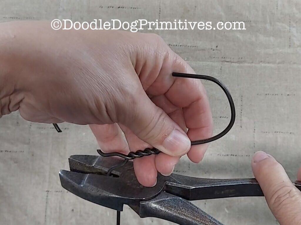 Country Primitive Rag Candle Ring DoodleDog Designs Primitives