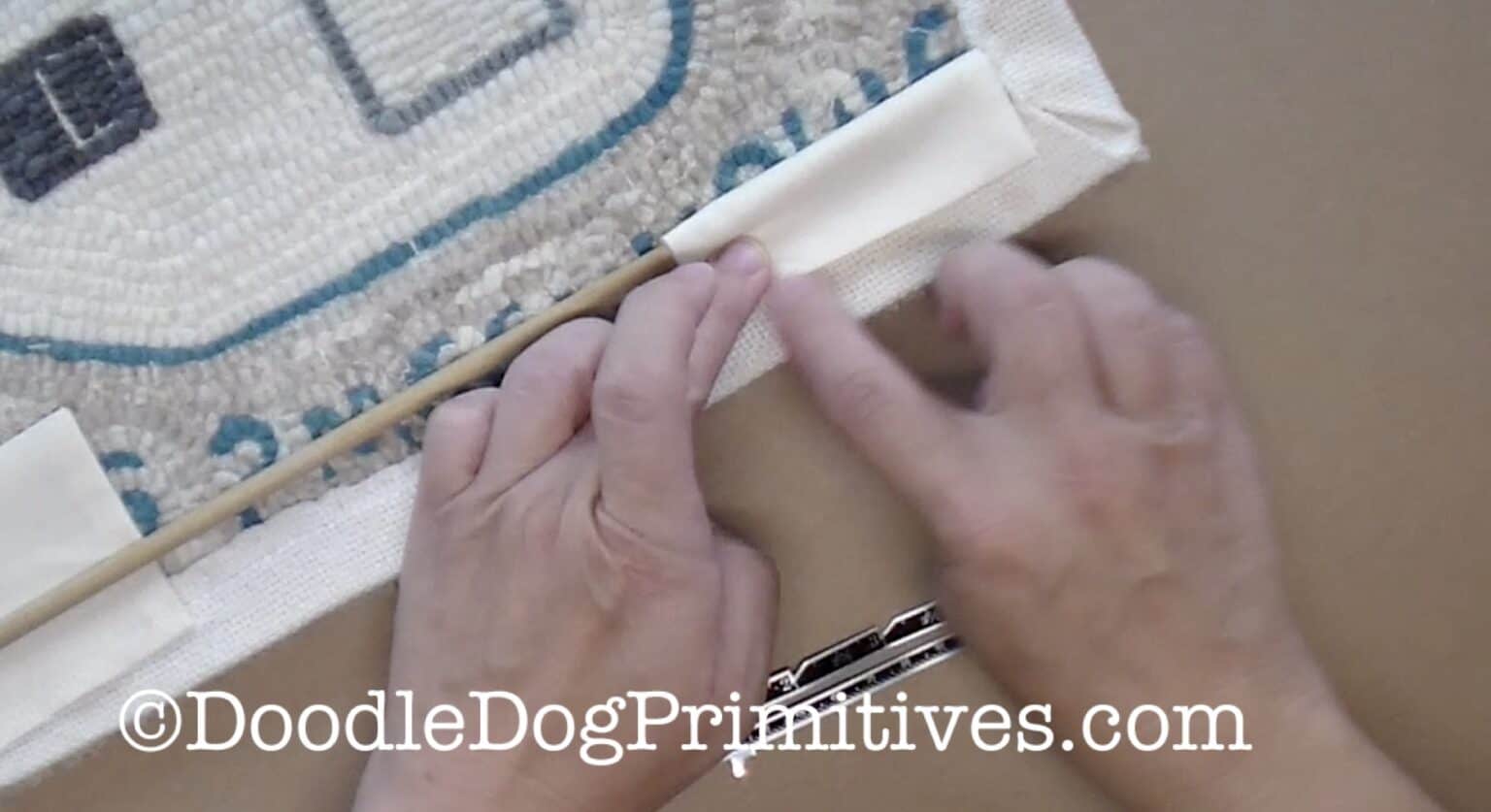 How to Create a Hooked Rug Wall Hanging that isn't DRooPY