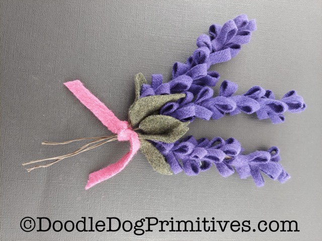 lavender flower sprigs bundle