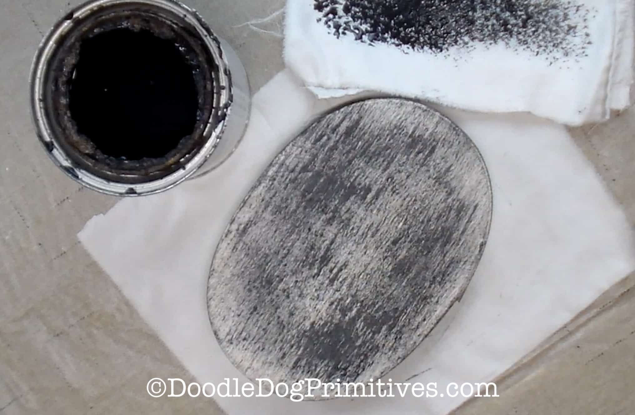 The EASY way to Paint a Distressed Look - DoodleDog Primitives