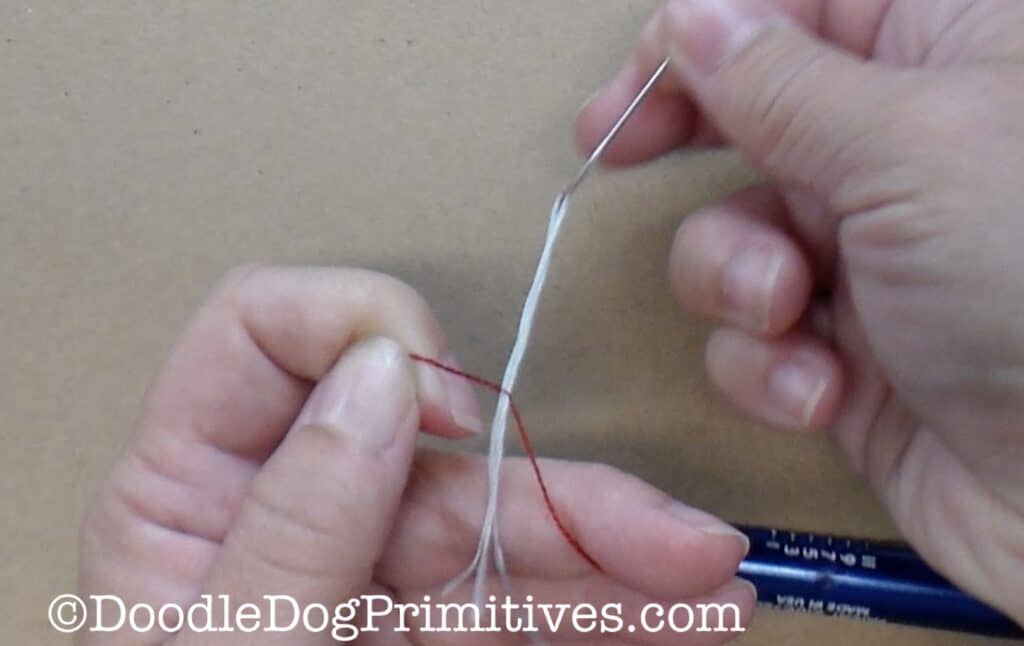 How to Thread a Needle for Beginners - Easy Way to Thread a Needle Without  a Threader