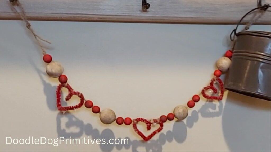 primitive valentine heart garland 